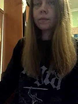 LunaVirelle online show from October 27, 2025, 6:45 pm