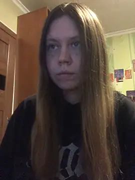 LunaVirelle online show from February 17, 2026, 4:13 pm