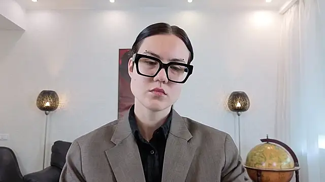 Marie Fitch online show from May 8, 2026, 3:01 am