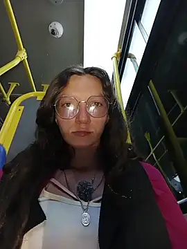 Snapshot of Lucy_colee chatting on December 18, 2025, 2:06 am Lucy colee online show from December 18, 2025, 2:06 am