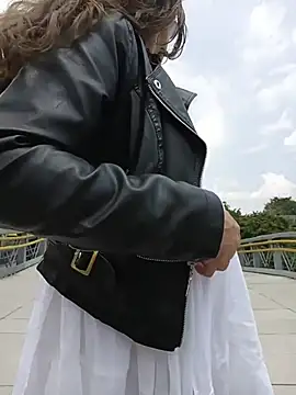 Lucy colee online show from April 4, 2026, 5:54 pm