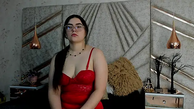 RousseWalker online show from October 26, 2025, 8:48 pm