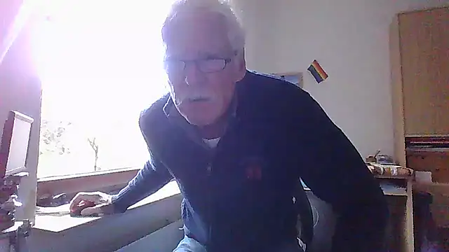 super-snoopy online show from November 2, 2025, 9:00 am