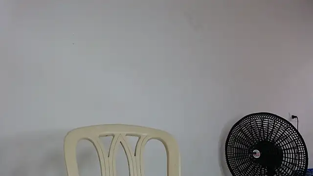 Snapshot of drako_monster chatting on May 21, 2026, 5:42 pm drako monster online show from May 21, 2026, 5:42 pm
