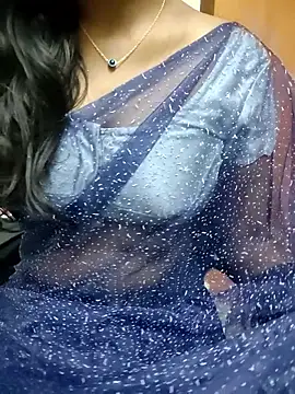 Snapshot of Tamilmallu-duskygirl03 chatting on January 11, 2026, 5:45 am Tamilmallu-duskygirl03 online show from January 11, 2026, 5:45 am