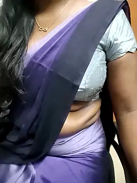 Tamilmallu-duskygirl03 online show from May 31, 2026, 6:09 pm