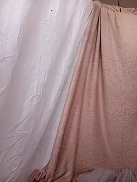 Snapshot of Mcbellorj chatting on November 7, 2025, 8:31 pm Mcbellorj online show from November 7, 2025, 8:31 pm