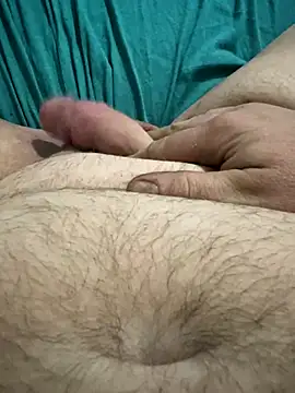 tinychub online show from October 16, 2025, 8:43 pm