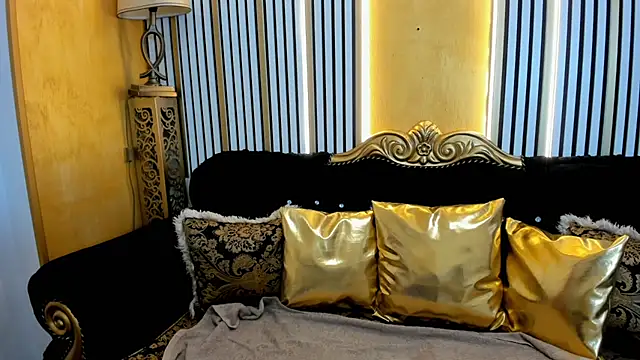 AlenaRios online show from November 1, 2025, 8:16 am