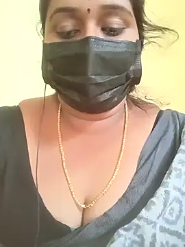 Snapshot of tamil-mala23 chatting on November 1, 2025, 7:32 am tamil-mala23 online show from November 1, 2025, 7:32 am