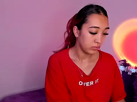 HeidyRousse online show from November 3, 2025, 9:43 am