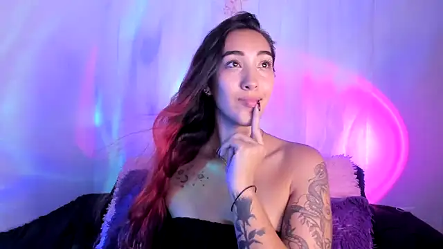 HeidyRousse online show from June 3, 2026, 12:46 am