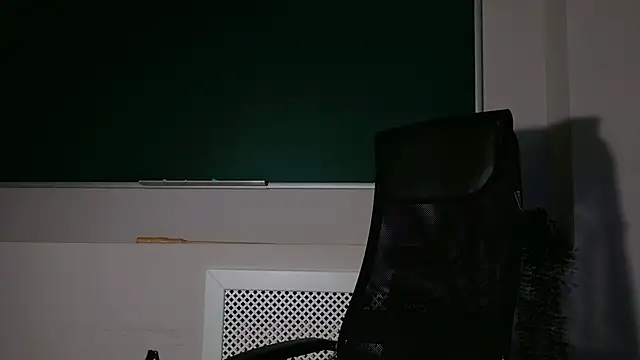 ClaireMathis online show from March 28, 2026, 2:49 pm