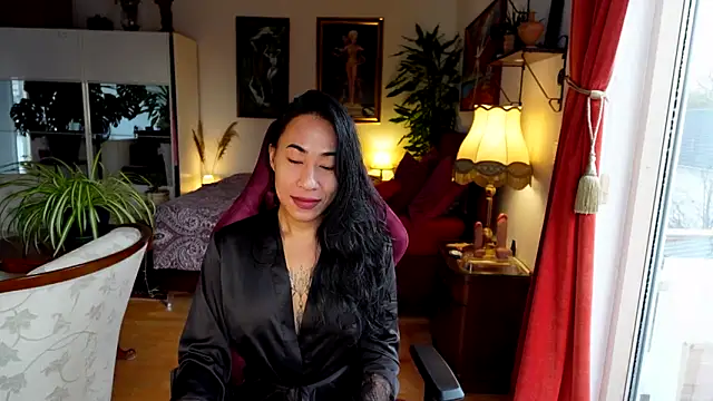 bianca bellamy online show from December 17, 2025, 8:20 am