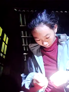 gio-thu online show from November 11, 2025, 12:43 am