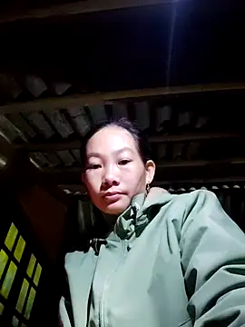 gio-thu online show from November 22, 2025, 12:20 am