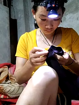 gio-thu online show from April 17, 2026, 11:46 am