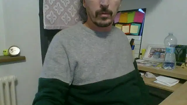 Kawayleo online show from November 27, 2025, 3:14 pm