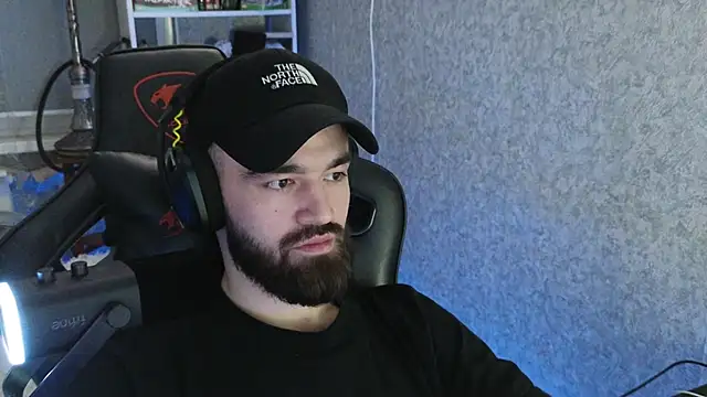 Nik Namee online show from November 25, 2025, 4:40 pm