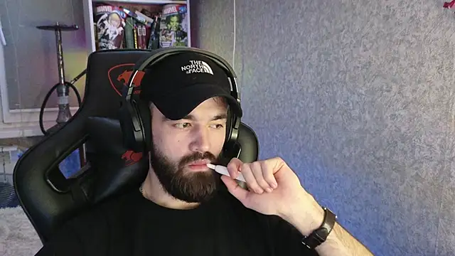 Nik Namee online show from December 3, 2025, 11:47 pm