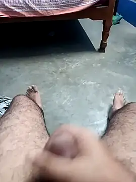 TrainedBend28 online show from October 18, 2025, 7:14 pm