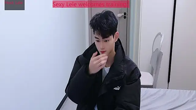 sexyboy-lele online show from November 22, 2025, 10:03 am