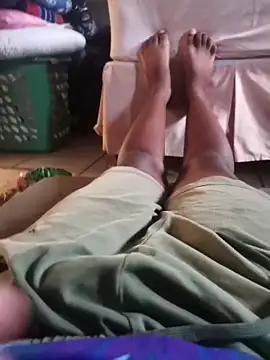 Snapshot of Thaps_deDick chatting on October 14, 2025, 2:51 pm Thaps deDick online show from October 14, 2025, 2:51 pm