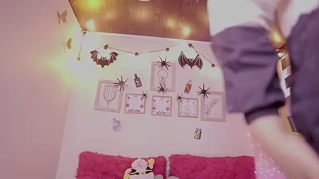 Cielo Andrade online show from October 14, 2025, 12:28 pm