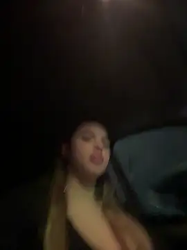 LolaAmore online show from November 29, 2025, 7:06 pm