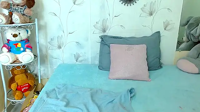 Snapshot of zara_cute chatting on November 5, 2025, 12:38 pm zara cute online show from November 5, 2025, 12:38 pm