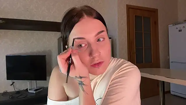 VelvetNote online show from November 6, 2025, 1:01 pm