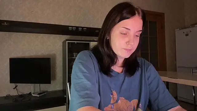 VelvetNote online show from November 8, 2025, 1:33 pm