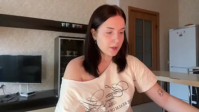 VelvetNote online show from November 10, 2025, 11:42 am