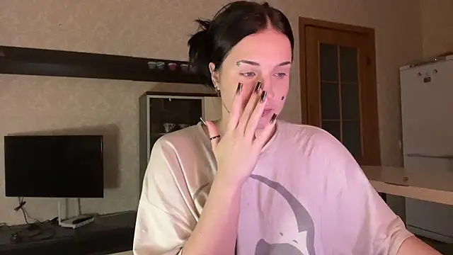 VelvetNote online show from November 25, 2025, 1:33 pm