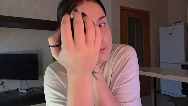 VelvetNote online show from December 3, 2025, 11:52 am