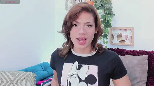 Snapshot of KassMonroe chatting on December 22, 2025, 8:17 pm KassMonroe online show from December 22, 2025, 8:17 pm