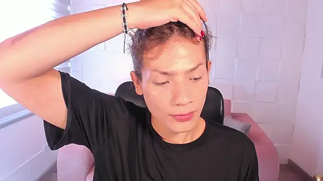 KassMonroe online show from March 8, 2026, 12:53 pm