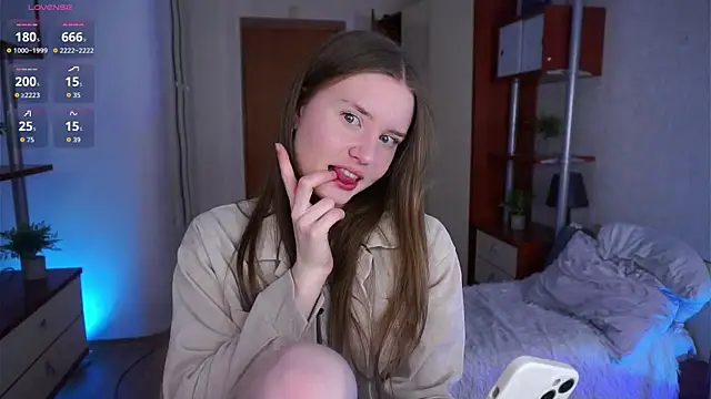 Snapshot of SunRinglein chatting on January 18, 2026, 6:23 pm SunRinglein online show from January 18, 2026, 6:23 pm