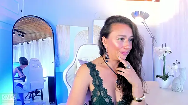 indigo wild  online show from January 5, 2026, 10:24 pm