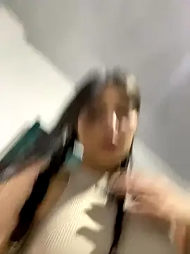   Lorelain   online show from November 10, 2025, 10:09 pm