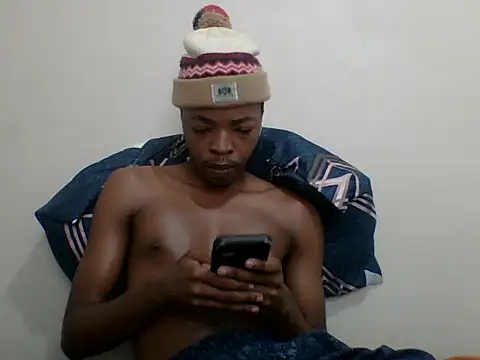 Snapshot of thesloucher chatting on March 30, 2026, 4:57 am thesloucher online show from March 30, 2026, 4:57 am