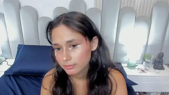 luly dreams online show from June 16, 2026, 12:08 pm