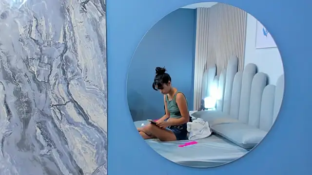 luly dreams online show from June 19, 2026, 11:47 am