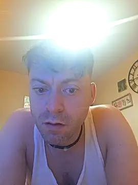 DelayedAnalog720 online show from October 26, 2025, 9:42 pm