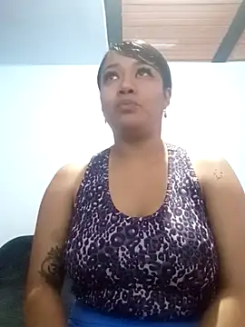Hot swet online show from October 19, 2025, 3:29 am