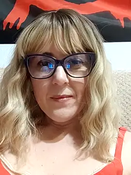 Amelialove42 online show from March 21, 2026, 6:22 pm