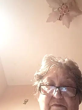 Katherine735 online show from October 25, 2025, 6:24 pm