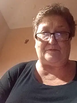 Katherine735 online show from November 20, 2025, 5:45 pm