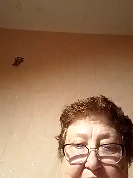Katherine735 online show from May 14, 2026, 6:47 pm