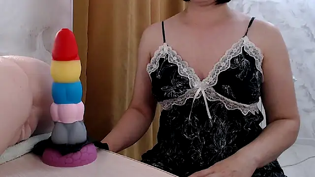 Snapshot of Julia_your_Sweet chatting on November 10, 2025, 10:25 am Julia your Sweet online show from November 10, 2025, 10:25 am